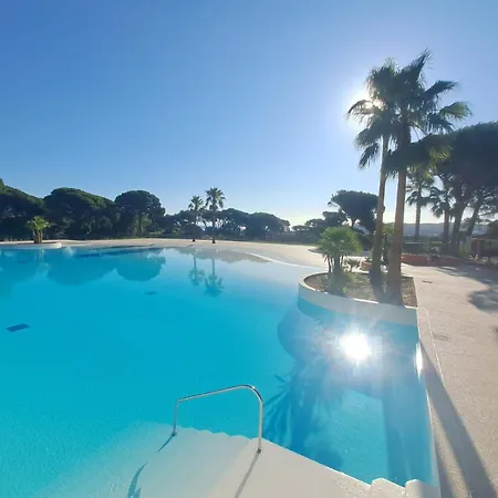 Gasmim18 - Golfe De St-tropez - Maison Climatisée Dans Domaine Arboré Villa